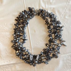 Three- Layered Crushed Pearl Chocker Necklace in Silver